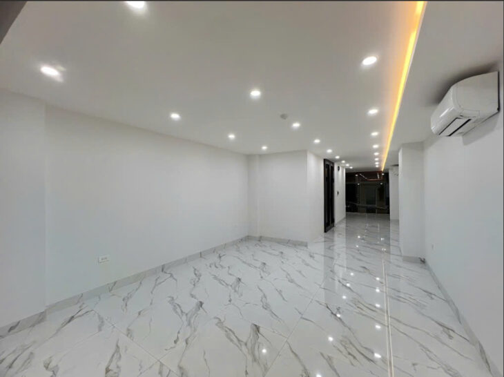 Cho thuê nhà 55m², Ngõ Nguyễn Chí Thanh, Ba Đình, 12 triệu/tháng