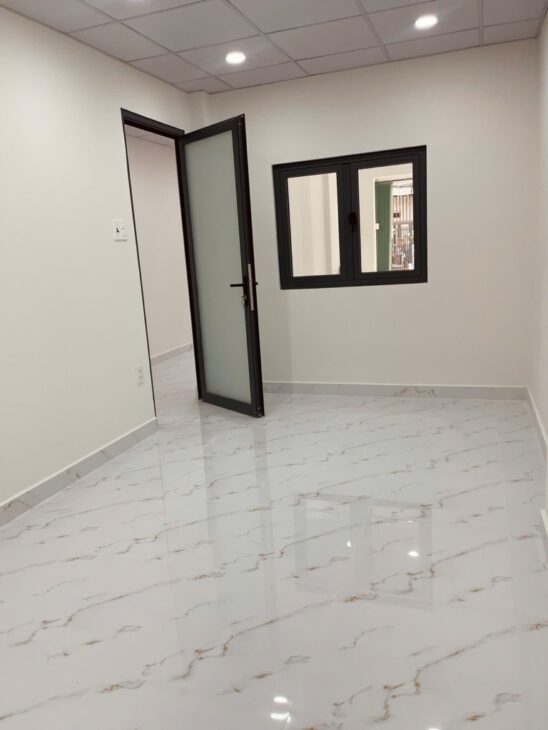 HẺM XE HƠI NGAY TÊN LỬA, 2 TẦNG 120M2, GIẢM SÂU CHỈ CÒN 7.8 Tỷ