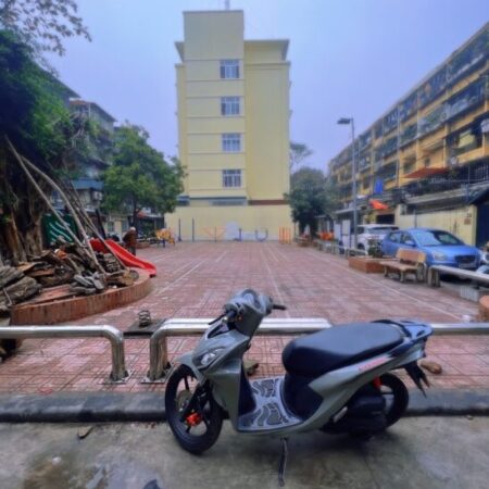 Bán tập thể tầng 1 quỳnh mai ô tô hai bà trưng