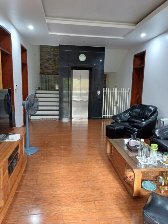 Bán căn biệt thự tuyến 2 Lê Hồng Phong diện tích 425M giá 35 tỷ