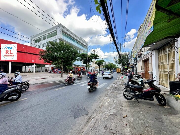 Cho Mặt Bằng 856 Âu Cơ, Phường 14, Quận Tân Bình, TPHCM.DT:1.859m2 – Giá 550 Triệu