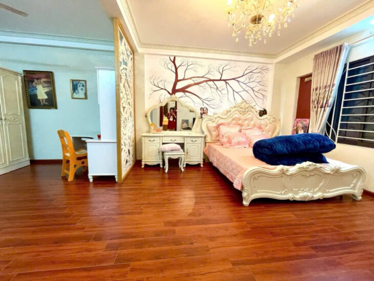 bán nhà Đống Đa 54m sát phố nhà đẹp full nội thất