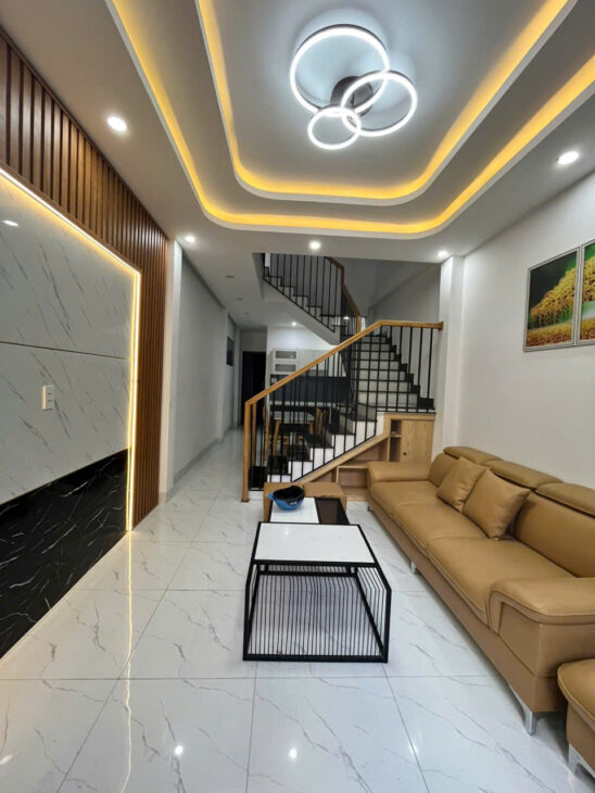 ♥ Nhà cách MT Ông Ích Khiêm 50m đoạn Thanh Bình, 52.1 m2, 2 tầng đẹp thoáng, 3PN, ở ngay 3.2 tỷ