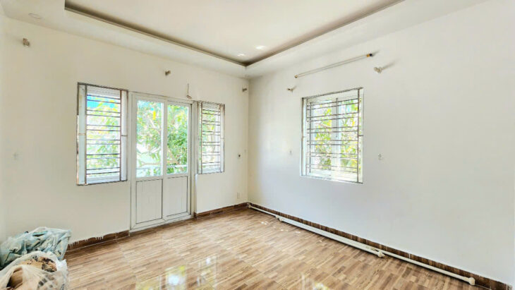 Bán nhà Hào Khê – Lạch Tray, 57m 3 tầng, lô góc, Giá 3 tỉ ngõ nông