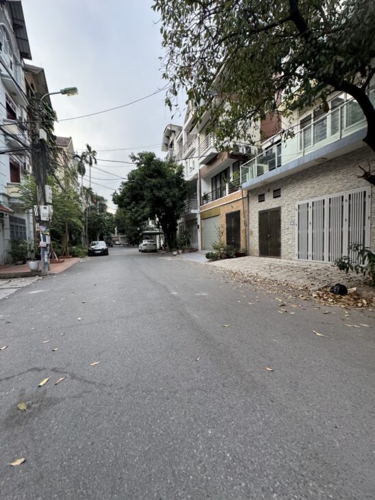 Cân bán 71m ĐẤT, Lâm Du Bồ Đề,LONG BIÊN , giá 12TỶ , oto,KD, Phợp xây 7T thang máy