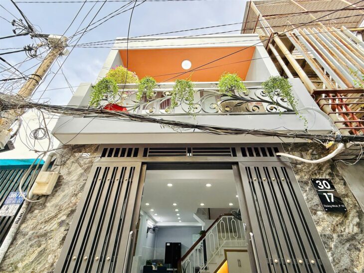 Nhà bán đường Thống Nhất, Gò Vấp, nội thất đẹp, DT 36m2, 2 tầng, sổ vuông đẹp, 4.450 tỷ có TL