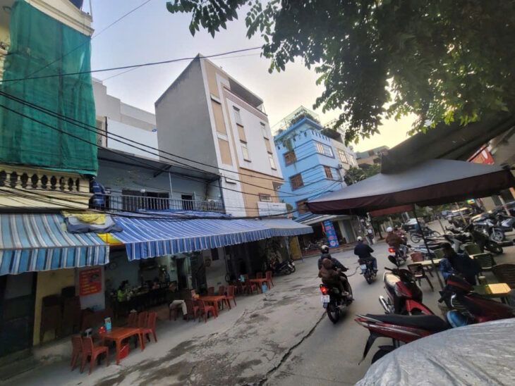 bán nhà Giáp Bát 103m 3 ô tô tải tránh đỗ trước cửa, kinh doanh sầm uất