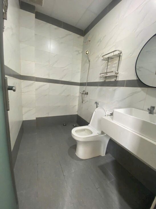 CHỈ 10 TỶ – TÒA CHDV MỚI – 4 TẦNG – THU 700TR/ NĂM – ĐẦY ĐỦ PCCC – NGUYỂN BÌNH