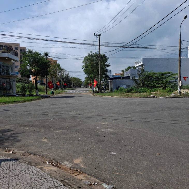 SIÊU PHẨM TÒA CHDV 9 TẦNG – LÔ GÓC 260m2 VIEW SÔNG NÚI – THU NHẬP 2.4 TỶ/NĂM giá 32 TỶ