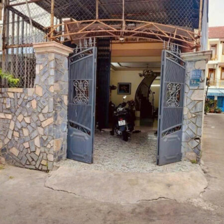 Cần Bán Gấp Căn Nhà Góc 2 Mặt Hẻm Thông Xe Ô Tô, Trung Tâm TP Nha Trang