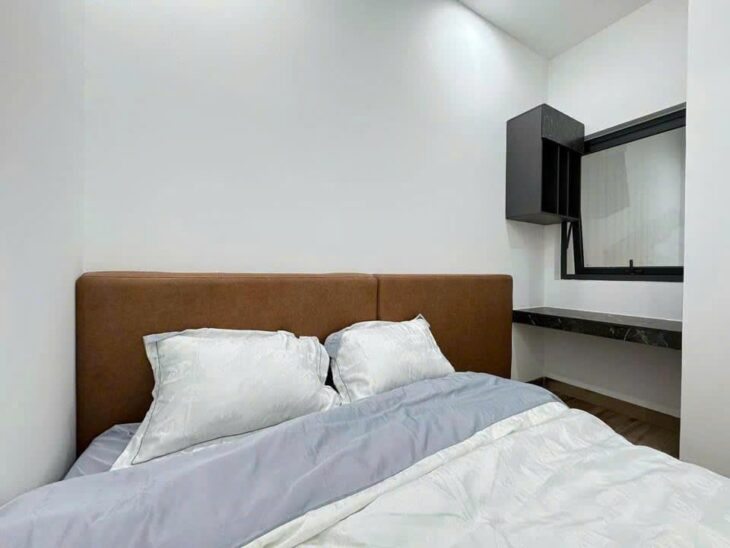 BÁN NHÀ PHỐ ĐÀM QUANG TRUNG, 5 TẦNG, NGÕ THOÁNG, GẦN AEON MALL