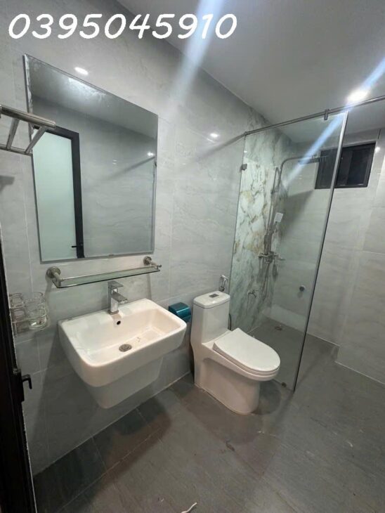 ???????????? NHÀ ĐẸP PHỐ THANH AM, Ô TÔ ĐỖ CỔNG- CÁCH 10M NHÀ RA TRỤC CHÍNH Ô TÔ QUAY ĐẦU – KHU VỰC NGẬP