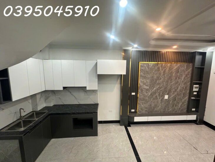 ???????????? NHÀ ĐẸP PHỐ THANH AM, Ô TÔ ĐỖ CỔNG- CÁCH 10M NHÀ RA TRỤC CHÍNH Ô TÔ QUAY ĐẦU – KHU VỰC NGẬP