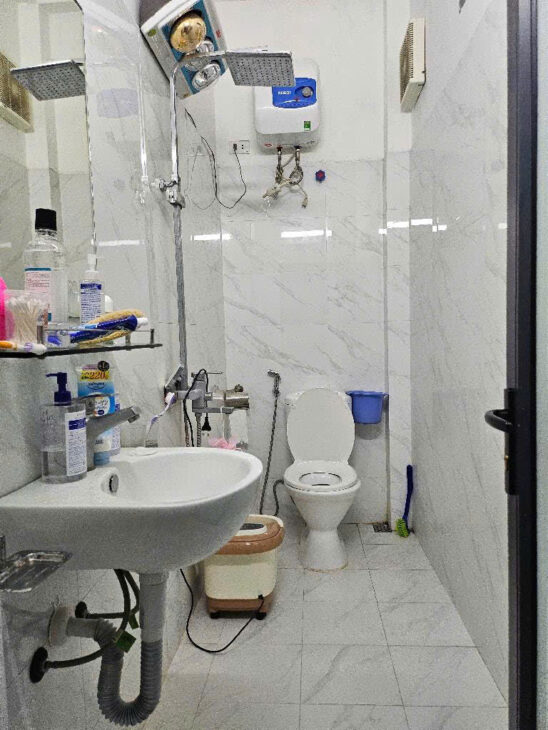 Bán nhà minh khai 5 tầng long lanh hàng xóm times city hai bà trưng