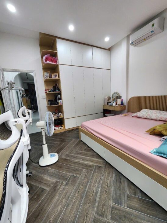 60m2 – mới ở ngay – gần nhà Thiếu Nhi Quận – chỉ hơn 4 tỷ