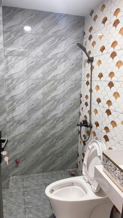 Hẻm ô tô thông – mới ở ngay – gần trường chợ bệnh viện – Phường 15 Gò Vấp -36m2 – 2 tầng – hơn 4 tỷ