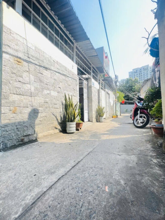 GIÁ RẺ BẤT NGỜ 100m2 THỔ CƯ ( 5 x 20 )- SHR – HẺM 3M – CHƯA TỚI 4 TỶ.