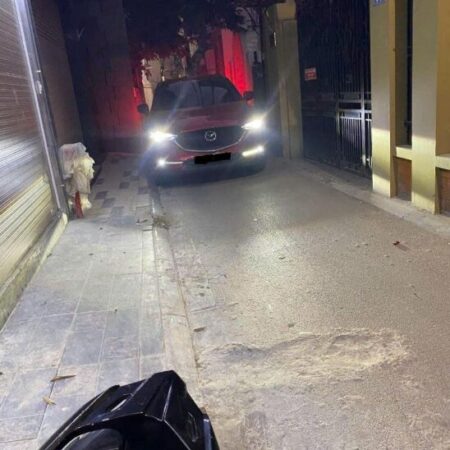 BÁN NHÀ NGỌC LÂM 50M2* 6 TẦNG* 8.2 TỶ, THANG MÁY,FULL NỘI THẤT