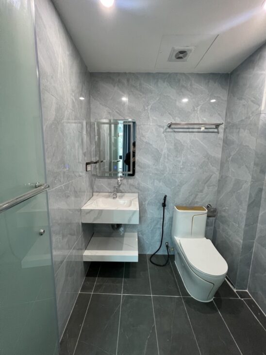 Siêu phẩm khâm thiên,xây mới,lô góc,gần ô tô,2 thoáng dt,22m-5t-mt,5.5m giá chỉ 6.1 tỷ