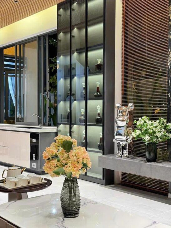 BÁN NHÀ GẦN CẦU VĨNH TUY, 5 TẦNG, NGÕ THÔNG, CHỈ 5.39 TỶ