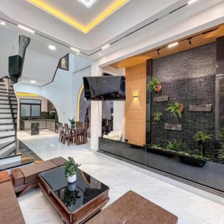 BÁN NHÀ PHỐ CỔ LINH, NGÕ THÔNG, 5 TẦNG, FULL NỘI THẤT BÁN NHÀ PHỐ CỔ LINH, NGÕ THÔNG, 5 TẦNG, FULL NỘI THẤT