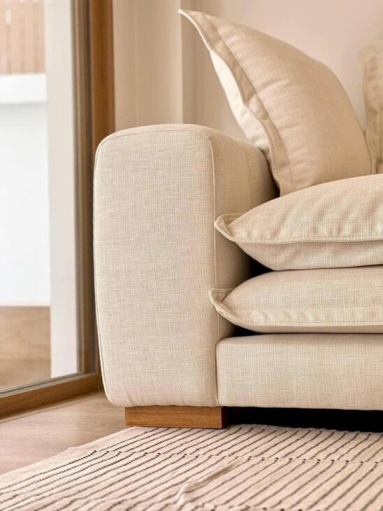 CƠ HỘI SỞ HỮU NHÀ ĐẸP GẦN AEON MALL, 5 TẦNG, CHỈ 5.85 TỶ