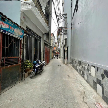 Bán đất giáp nhị 100m ô tô lùi cửa ngõ thông hoàng mai