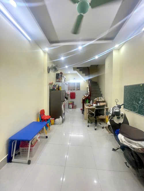 CHỈ 160 TRIỆU/M NHÀ NGÕ 379 ĐỘI CẤN 40M 4 TẦNG 2 THOÁNG GIÁ 6.5 TỶ