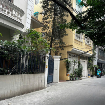 15 tỳ TT Ba Đình – ô tô vào nhà – 54m – MT 5m – gần Lăng Bác