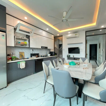 Bán nhà mặt đường Đào Nhuận, 90m 5 tầng, thang máy, Giá 10 tỉ gần ngay AEON Bán nhà mặt đường Đào Nhuận, 90m 5 tầng, thang máy, Giá 10 tỉ gần ngay AEON