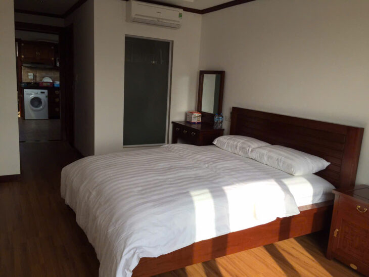Căn hộ 2pn 65m2 tại Lý Nam Đế chính chủ