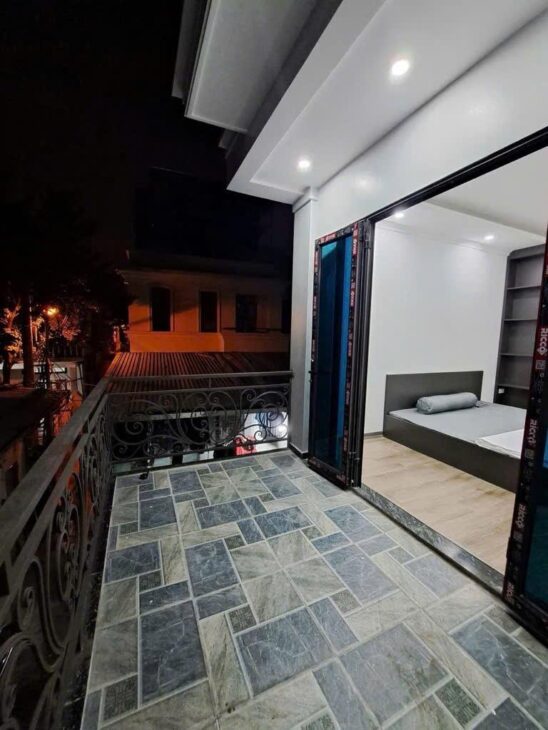 BÁN NHÀ 5 TẦNG MẶT NGÕ LĨNH NAM – HOÀNG MAI – HÀ NỘI – giá bán 5.6 TỶ – SỔ ĐỎ CHÍNH CHỦ 3 PHÒNG