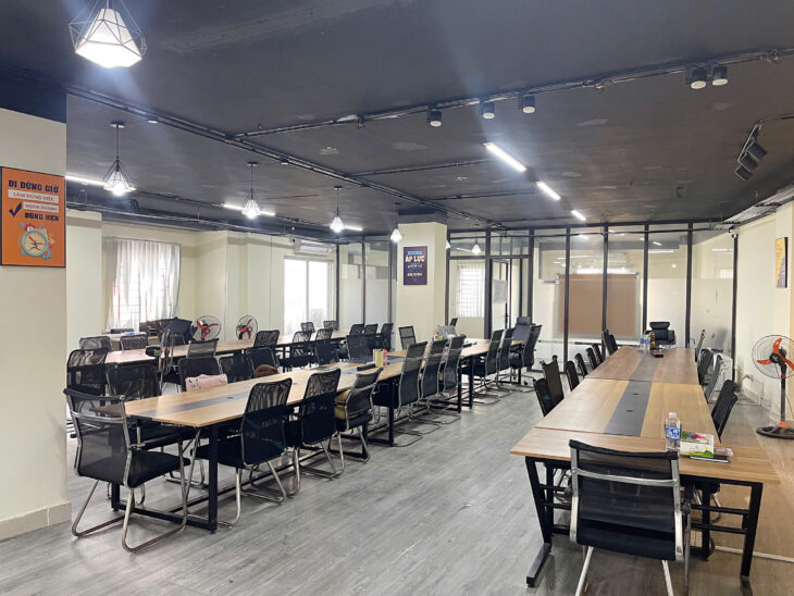CHO THUÊ VĂN PHÒNG MẶT PHỐ NGUYỄN HOÀNG DT 200M² GIÁ CHỈ 32 TRIỆU/THÁNG VÀO NGAY