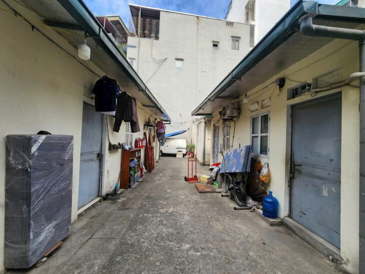 Bán nhà – Khương Hạ, DT: 390m2, MT: 21m, giá: 95 tỷ.