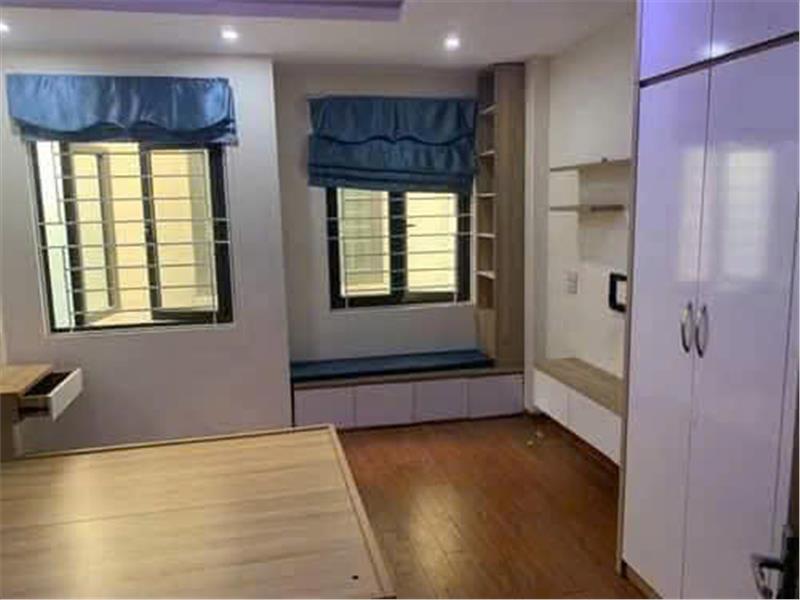 Chủ mót bán giảm 300tr, giá còn 4.99 tỷ, để oto siêu gần, 30m2, 4 tầng, mt 4.08, đủ công năng