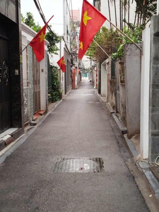 Ô TÔ ĐỖ CỔNG – HÀNG XÓM MIPEC – GIÁ HẠT RẺ – NHÀ ĐẸP – SỔ ĐỎ HOA HẬU!