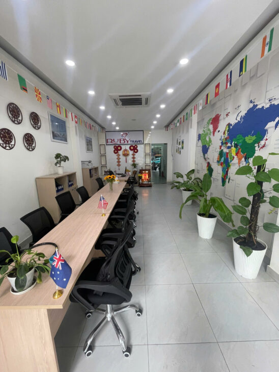 Tân Bình – Khu Sân Bay ! Cho thuê MB Trệt + Lầu 1 , Lầu 3, Tel : 0933231507 ( chính chủ )