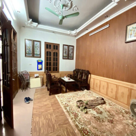 BÁN NHÀ KIM GIANG- HOÀNG MAI, 100 M2, MẶT TIỀN 11M, GIÁ 15 TỶ.