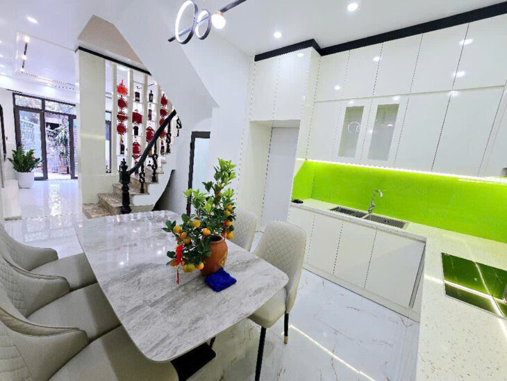 CĂN NHÀ CÓ LINH – ĐẶT CHÂN VÀO THẤY TĨNH, Ở RỒI MỚI BIẾT ĐÂY LÀ LỘC TRỜI BAN 168 KIM GIANG 44M Ô TÔ