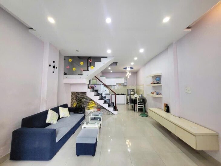 TÂN BÌNH GIÁP Q10,Q11 – 40M2 – 2 TẦNG – MỚI Ở NGAY – 1 CĂN RA Ô TÔ – CHỈ NHỈNH 5 TỶ