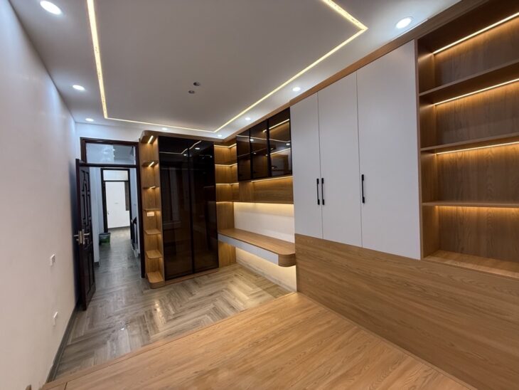 ????????????BÁN NHÀ DÂN XÂY PHỐ THỊNH QUANG, 4 TẦNG x 37/40M2, GIÁ CHỈ 7.6TỶ