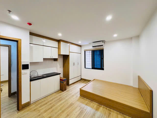 Bán CC mini 7 Tầng Thang Máy giá cực chất 25 tỷ, 85 m2, MT 7m tại Ngõ 18 Đường Tôn Thất Tùng, Đống