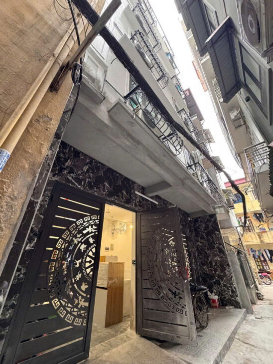 Bán CC mini 7 Tầng Thang Máy giá cực chất 25 tỷ, 85 m2, MT 7m tại Ngõ 18 Đường Tôn Thất Tùng, Đống