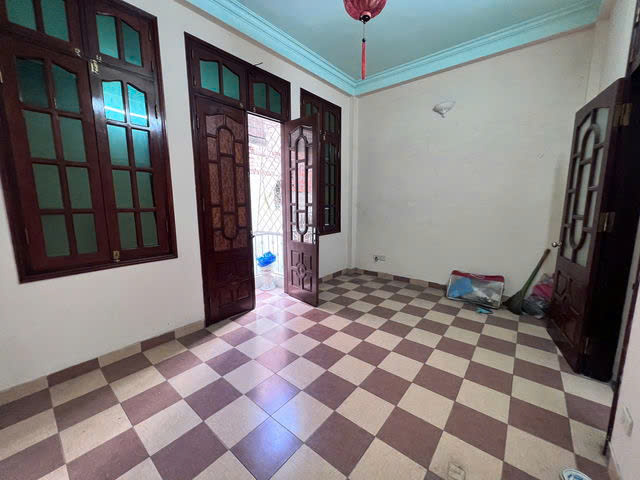 Bán nhà riêng 4PN, 50m2*4.8m*4 tầng Đường Vĩnh Phúc, Cống Vị, Ba Đình, Hà Nội, 7.7 tỷ