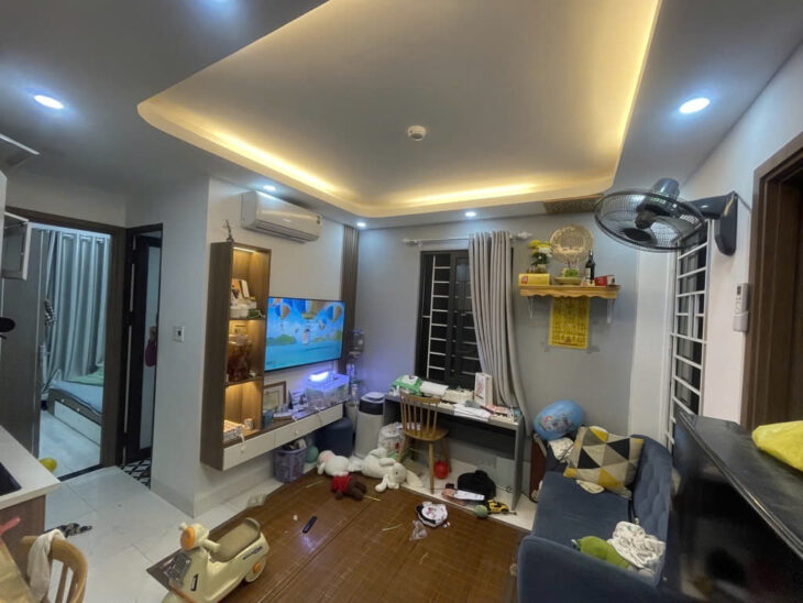 Bán căn hộ CCMN 2 ngủ , cạch Ngã Tư Vọng, vài bước ra Mặt Phố, 50m2, NHỈNH 1,5 tỷ