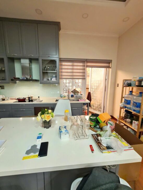 Nhà bán Khang Điền Melosa, DT 80m2, đường rộng 12m, 3 tầng, 4PN, nội thất đẹp, giá 8.8 tỷ TL