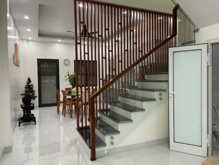 Bán nhà Việt Phát – Vĩnh Niệm, 63m 3 tầng, đưởng 12m, full nội thất, Giá 6.1 tỉ