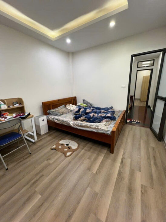 Bán nhà nguyễn đức cảnh 5 tầng dân xây ở ngay gần phố hoàng mai