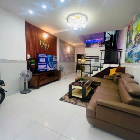 BÁN NHÀ GÒ VẤP, NGAY EMART 2 PHAN HUY ÍCH, 52M2, NHỈNH 4 TỶ.