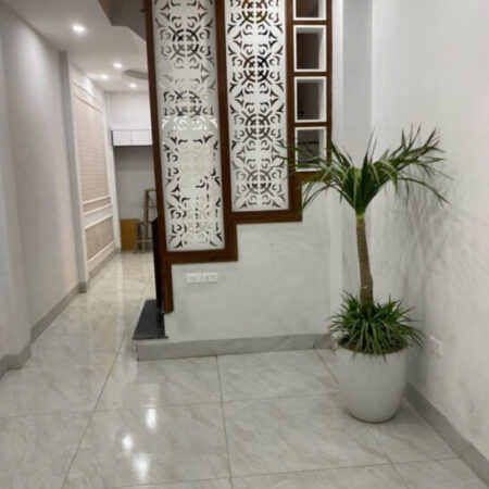 BÁN NHÀ NGÕ PHỐ THÁI HÀ – ĐẲNG CẤP VÀ TIỆN NGHI Diện tích: 39m2